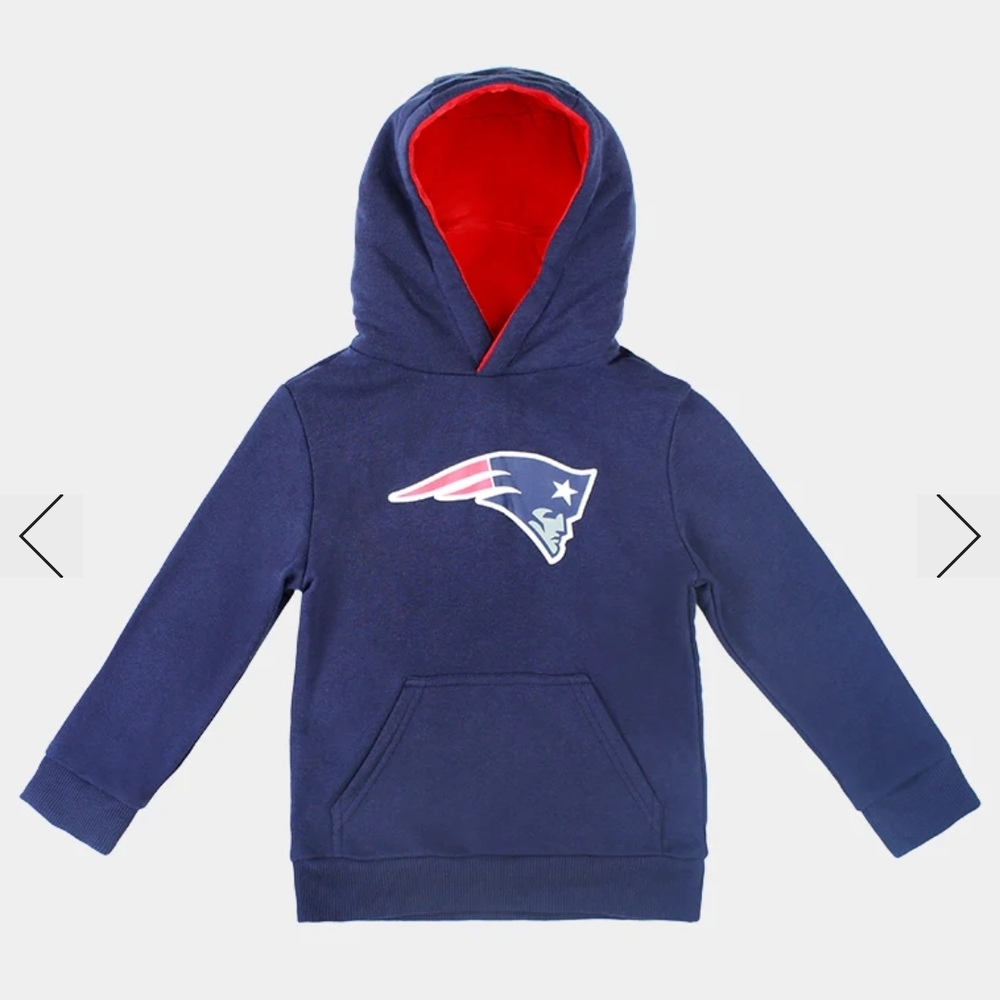 Cubcoats] Patriots Plushie turns into a hoodie.